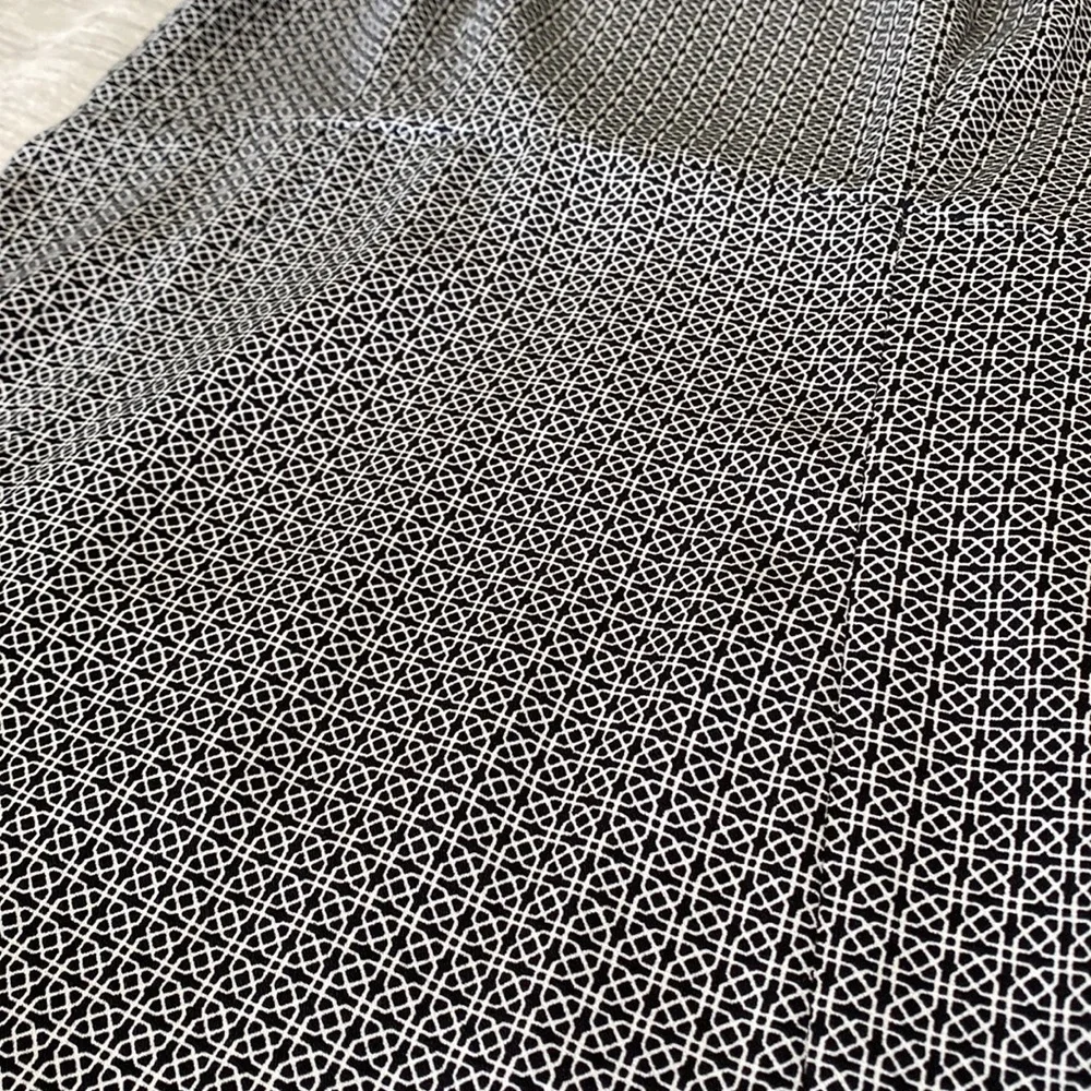 Patterned dress - Picture 2 of 4